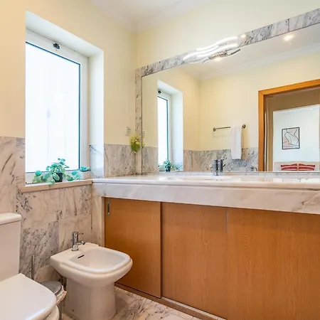 Captivating 600m To Vau Вілла