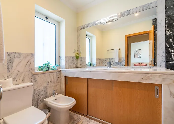 Captivating 600m To Vau Villa