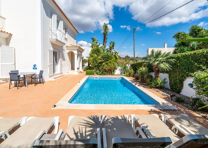 Captivating 600m To Vau *